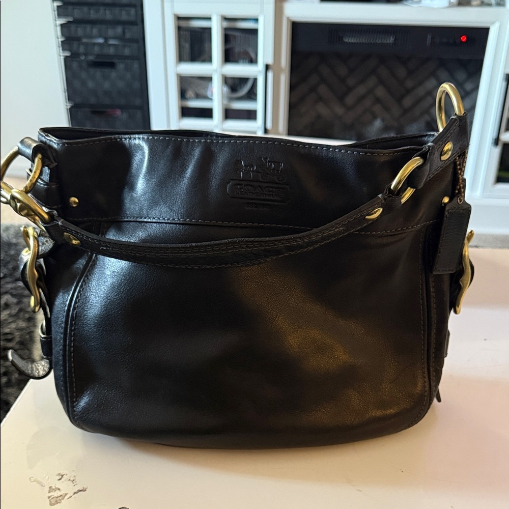Rare Coach Black Genuine Leather Shoulder Bag with Gold Brass Hardware